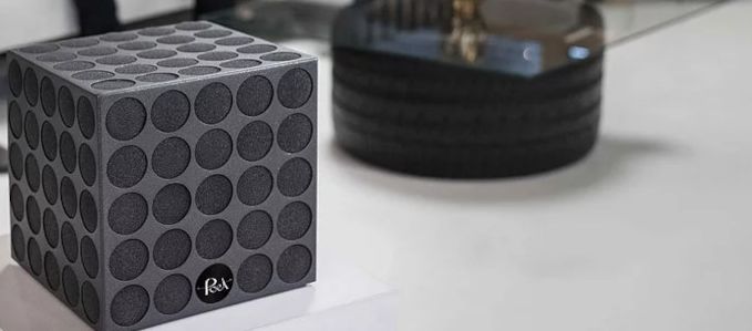 Mobiler Speaker zero von Poet